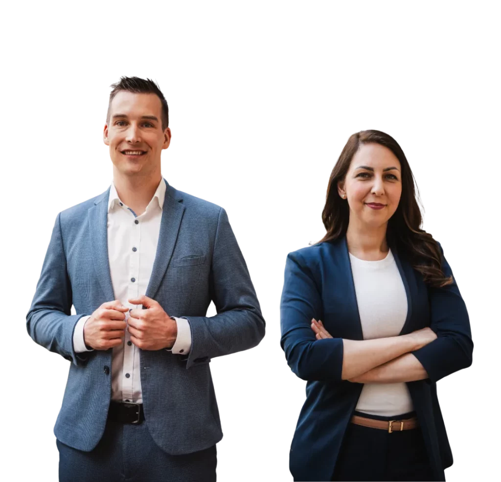 Jan und Katina von public.consulting, freigestelltes Porträt im Hero-Bereich